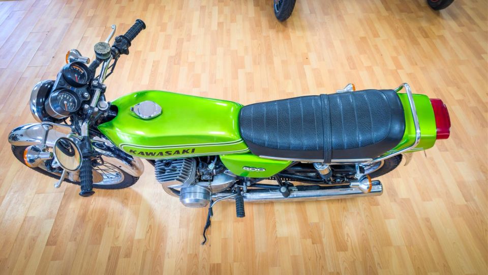 KAWASAKI H1 MACH III 4