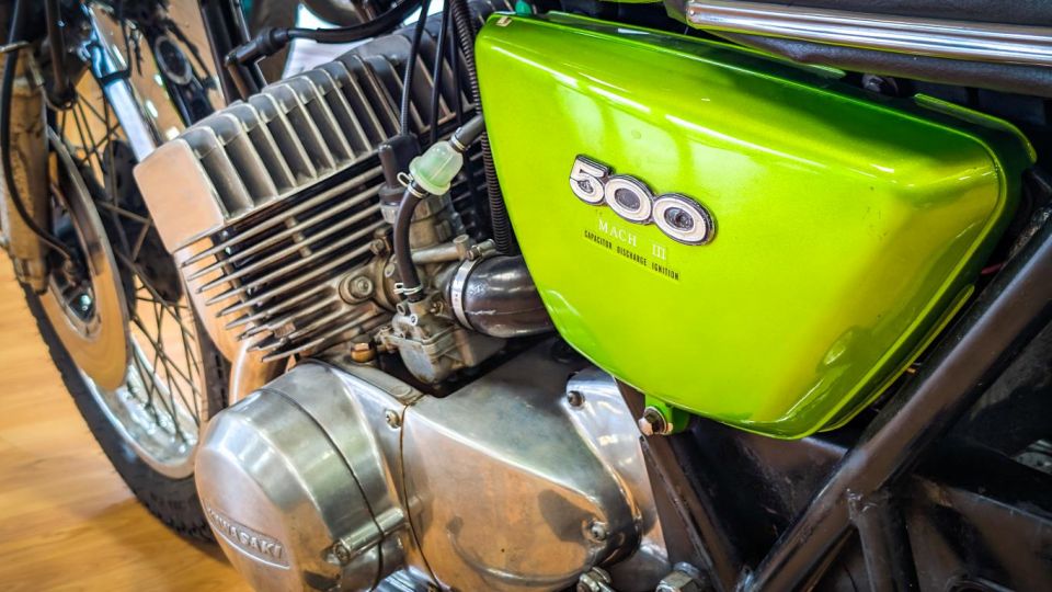 KAWASAKI H1 MACH III 4