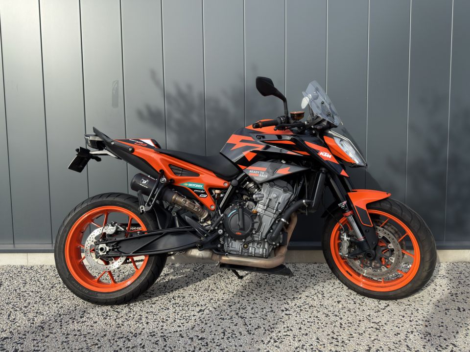 KTM KTM 890 DUKE GP 2022 4
