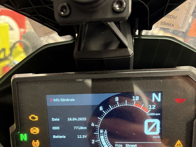 KTM 890 ADVENTURE 4