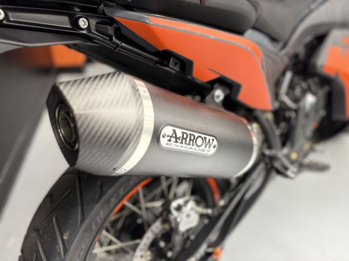 KTM 890 ADVENTURE 4