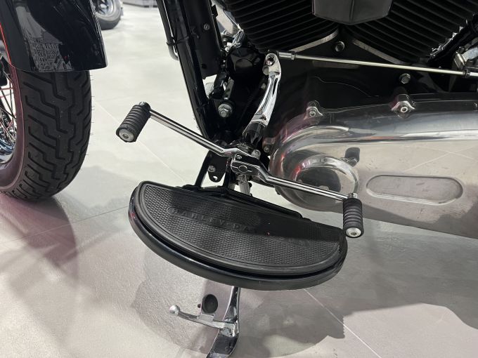 HARLEY-DAVIDSON SOFTAIL SLIM 1690 4