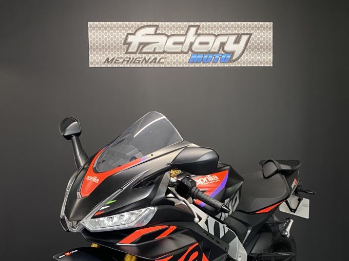 APRILIA RSV4 1100 FACTORY 4