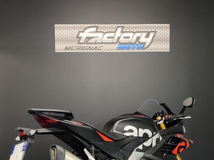 APRILIA RSV4 1100 FACTORY 4