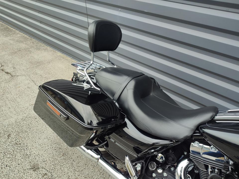 HARLEY-DAVIDSON TOURING STREET GLIDE 1690 4