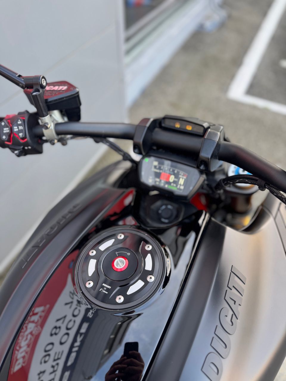 DUCATI DIAVEL 1260 S 4