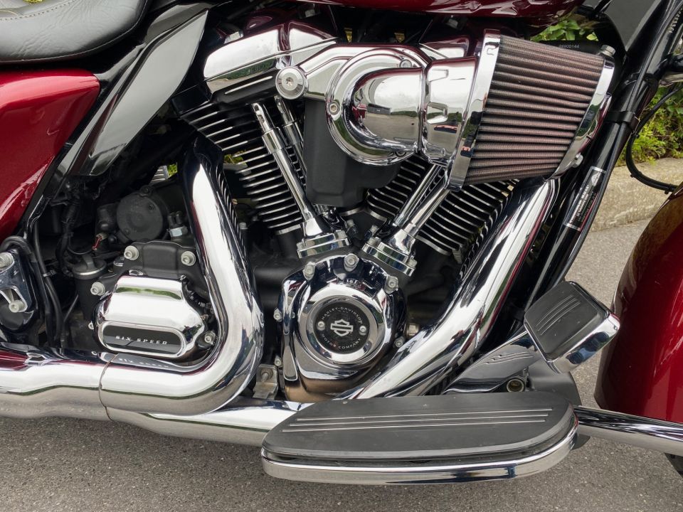 HARLEY-DAVIDSON TOURING STREET GLIDE 1745 SPECIAL 4