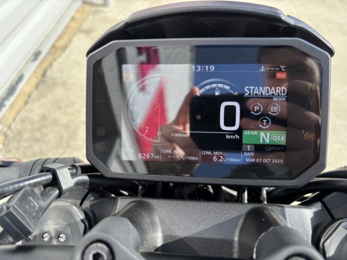 HONDA CB1000R Black Edition 4