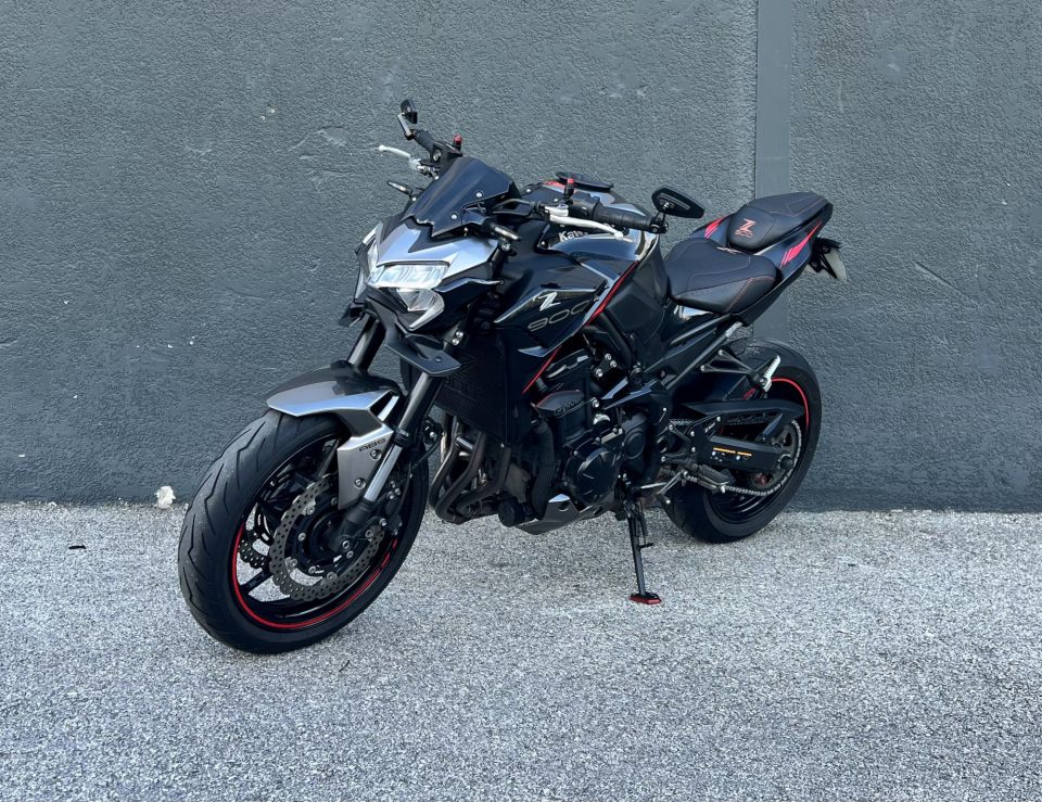 KAWASAKI Z 900 4