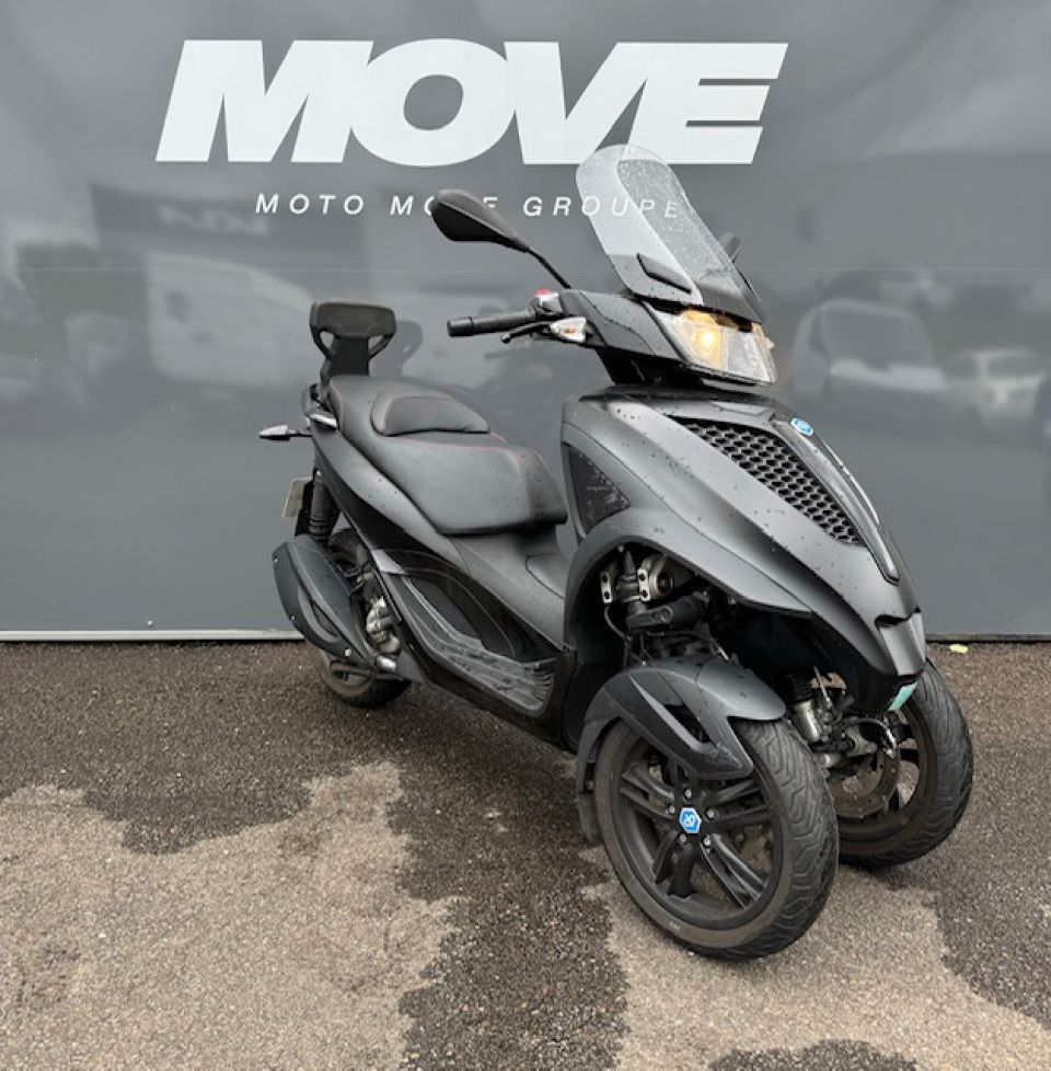 PIAGGIO MP3 300LT YOURBAN 4