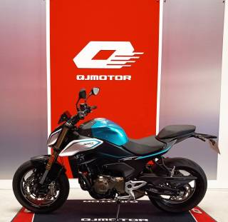 QJ MOTOR SRK 550 - 2025