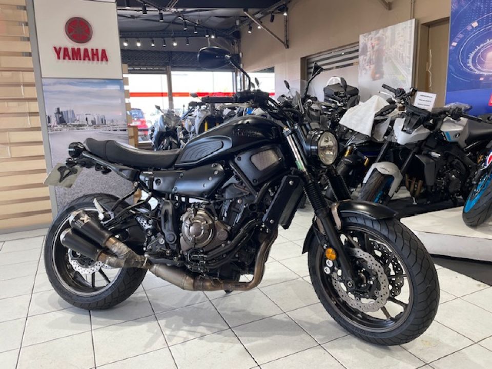 YAMAHA XSR 700 4