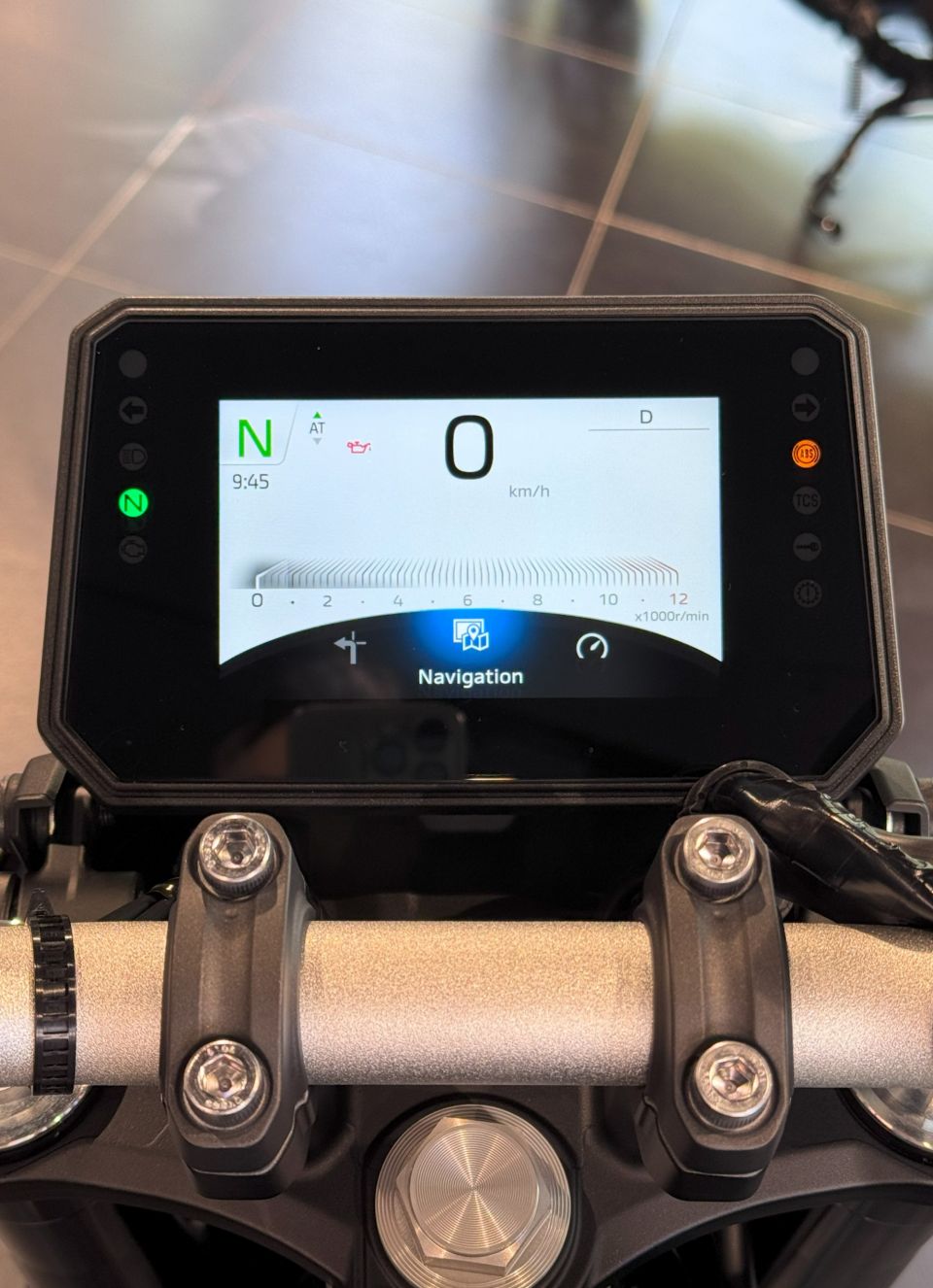 YAMAHA MT-07 Y-AMT 4