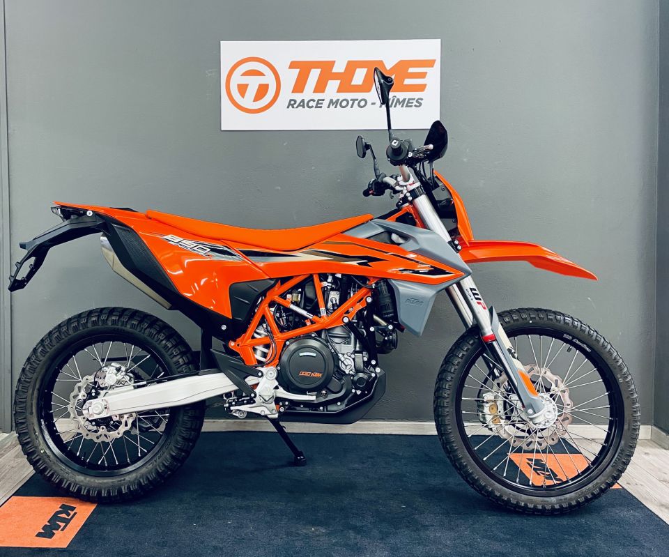 KTM 690 ENDURO R 4