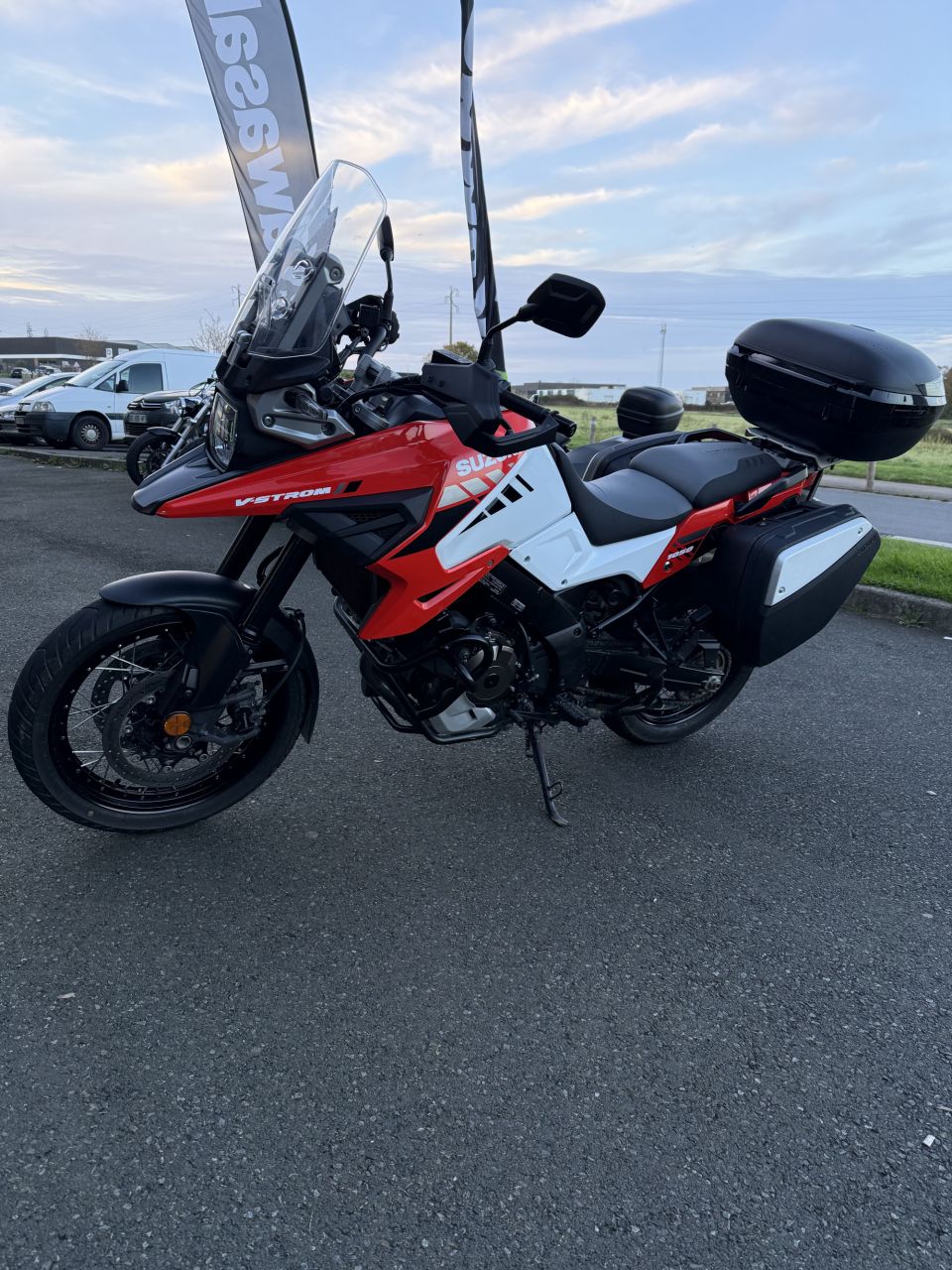 SUZUKI DL V-STROM 1050XT 4