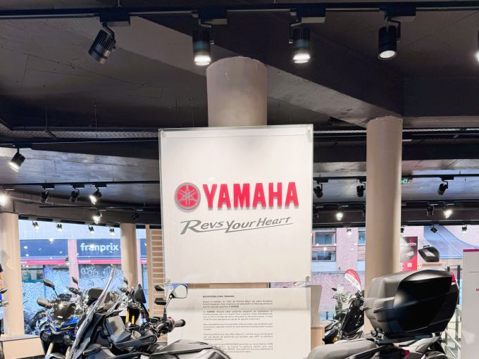 YAMAHA TRACER 9 GT Y-AMT 4