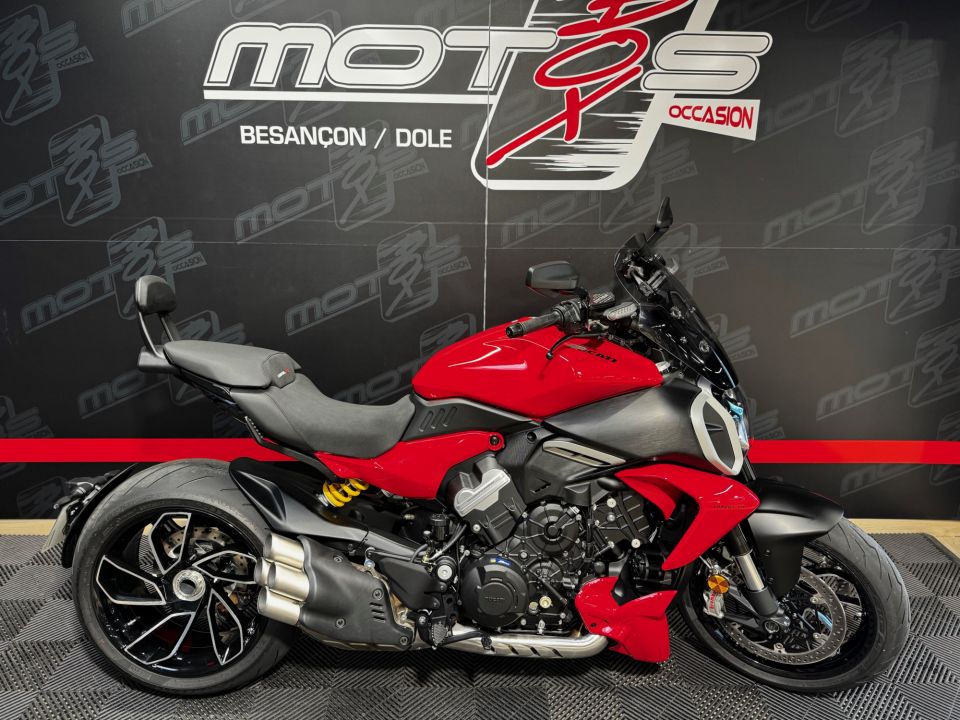 DUCATI DIAVEL V4 4