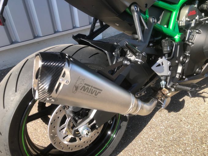 KAWASAKI Z 1000 H2 4
