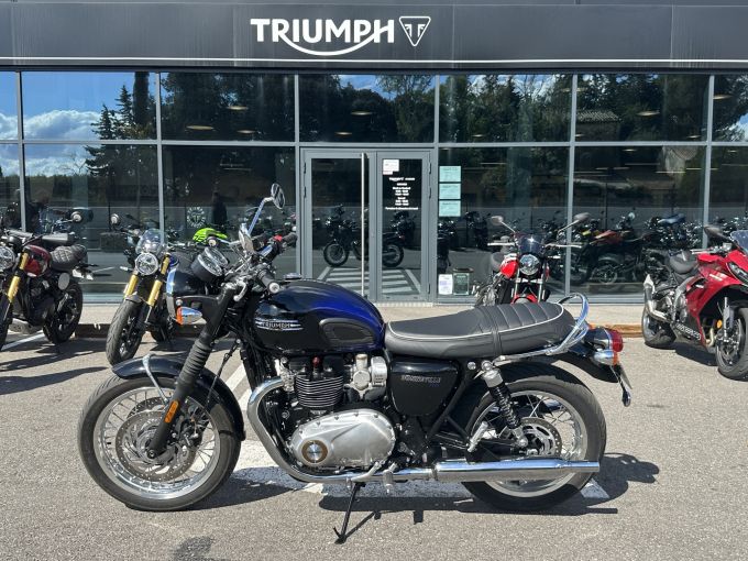 TRIUMPH BONNEVILLE T120 STEALH EDITION 4