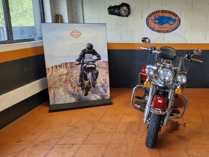 HARLEY-DAVIDSON TOURING ROAD KING 1745 4