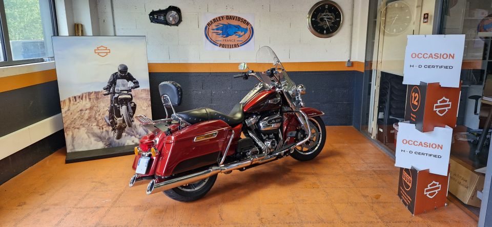 HARLEY-DAVIDSON TOURING ROAD KING 1745 4