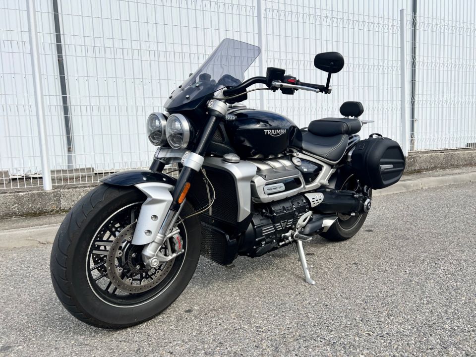 TRIUMPH ROCKET 3 GT 4
