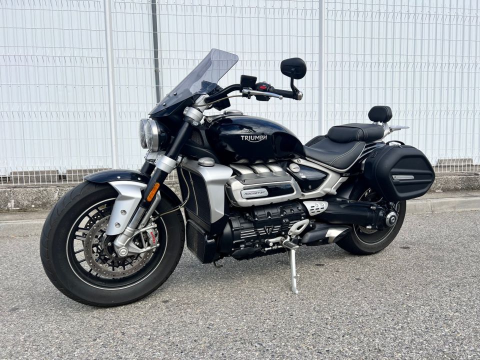 TRIUMPH ROCKET 3 GT 4