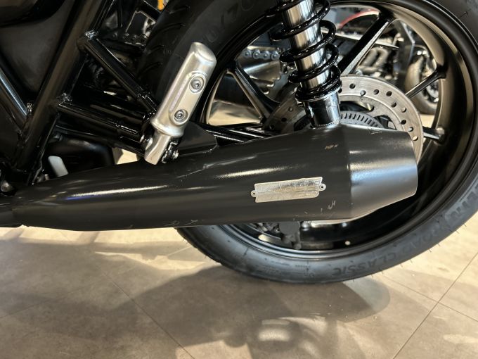 TRIUMPH STREET TWIN  900 4