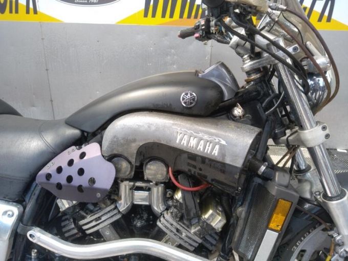 YAMAHA V-MAX 1200 4