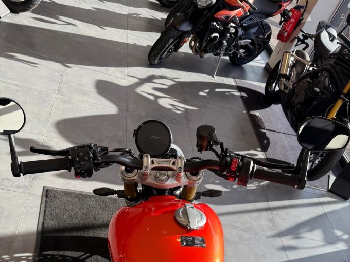 TRIUMPH SPEED TWIN 1200 4