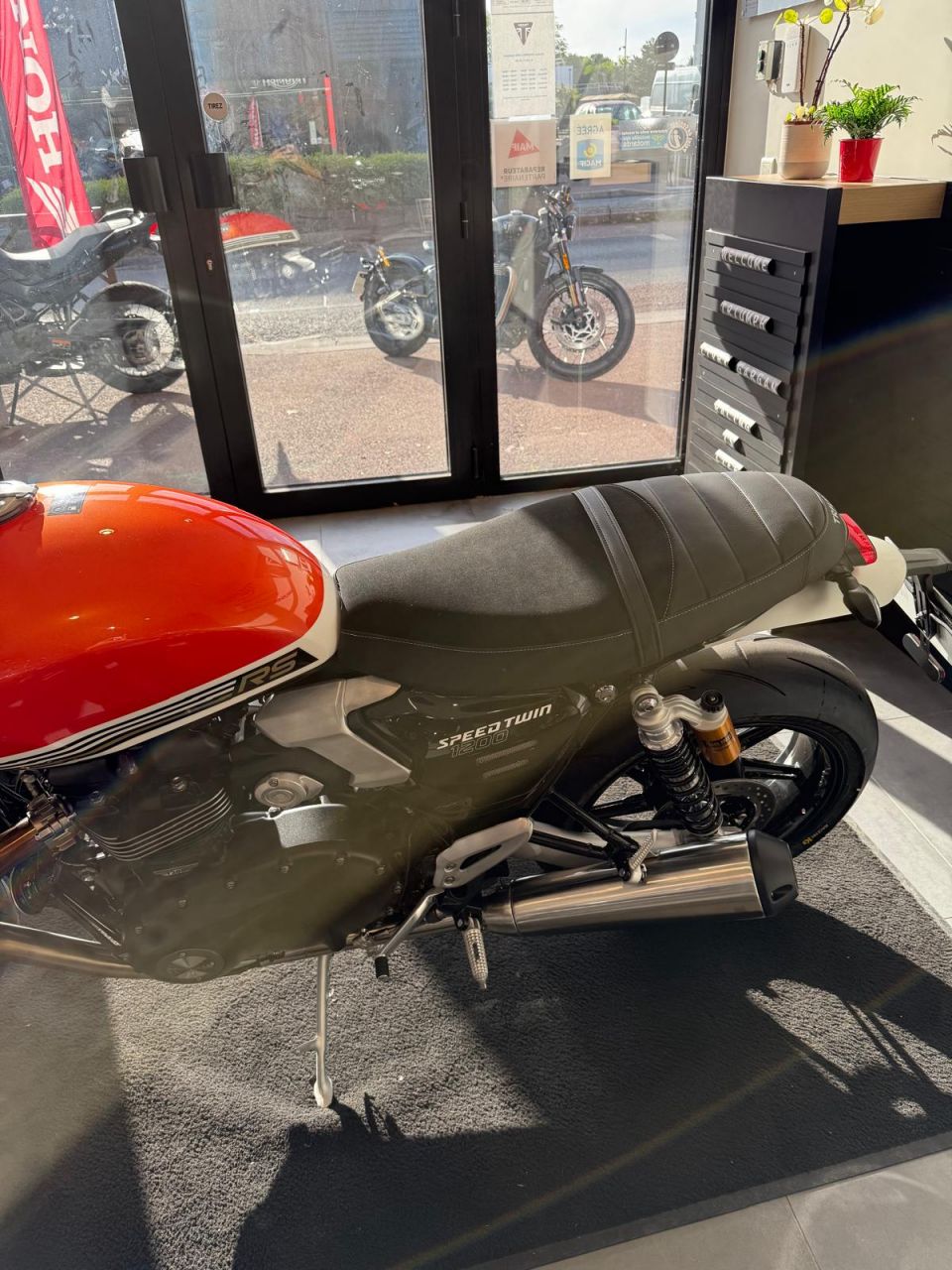 TRIUMPH SPEED TWIN 1200 4