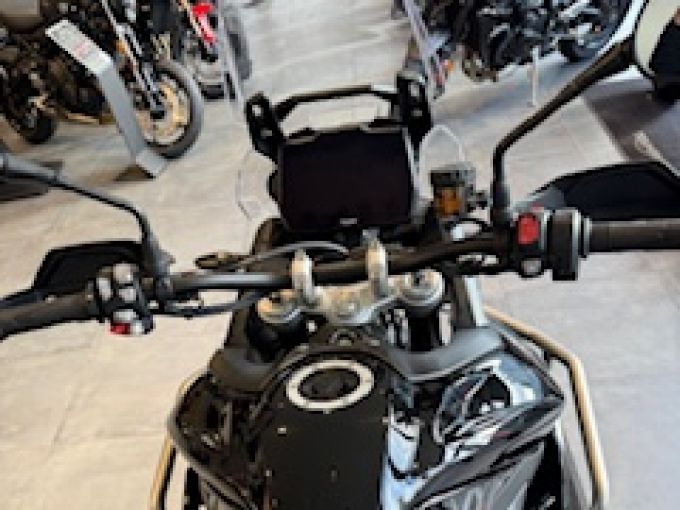 TRIUMPH Tiger 900 GT PRO 4