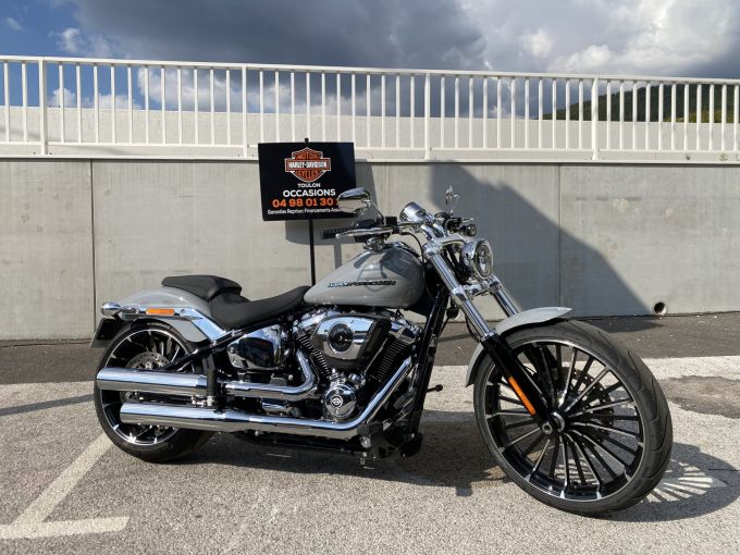 HARLEY-DAVIDSON SOFTAIL BREAKOUT 1923 4