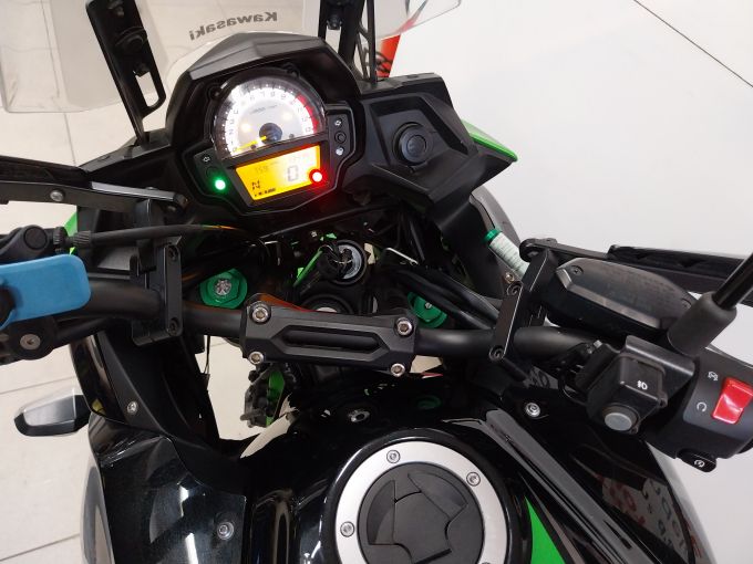 KAWASAKI VERSYS 650 GRAND TOURING FULL 4