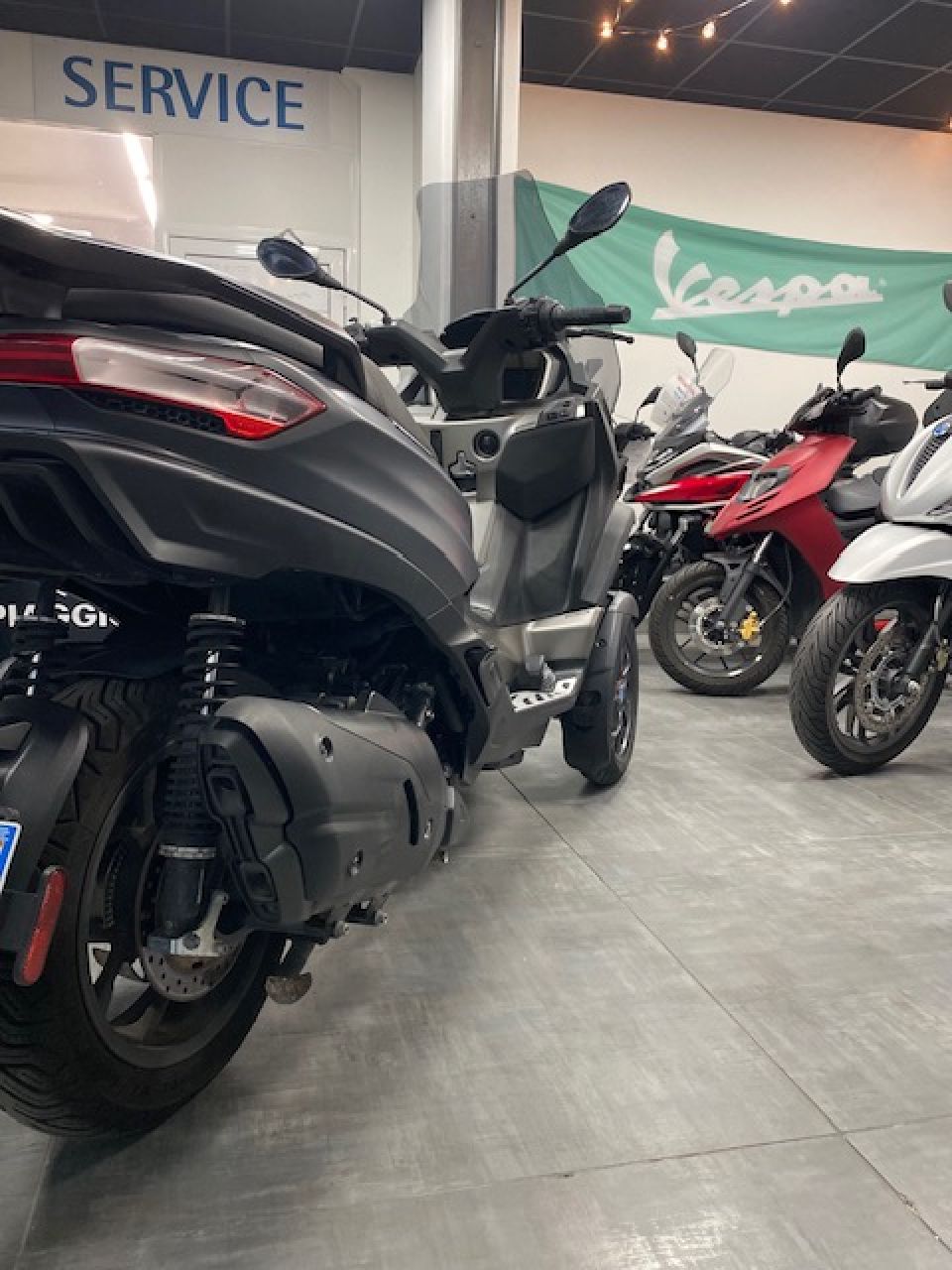 PIAGGIO MP3 530 HPE EXCLUSIVE 4