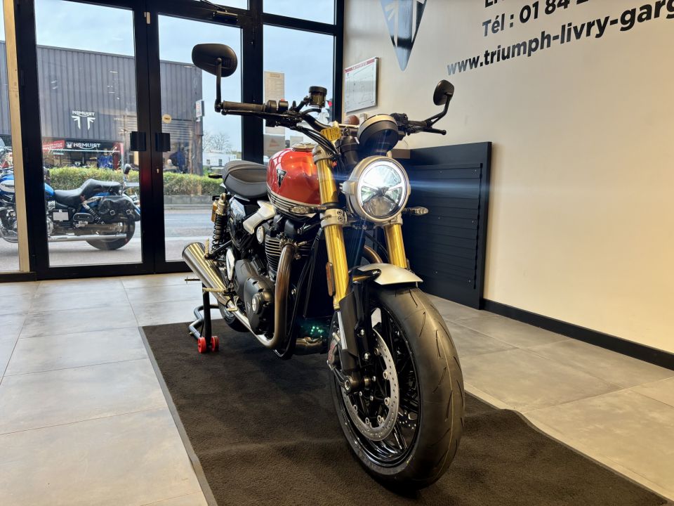 TRIUMPH SPEED TWIN 1200 4