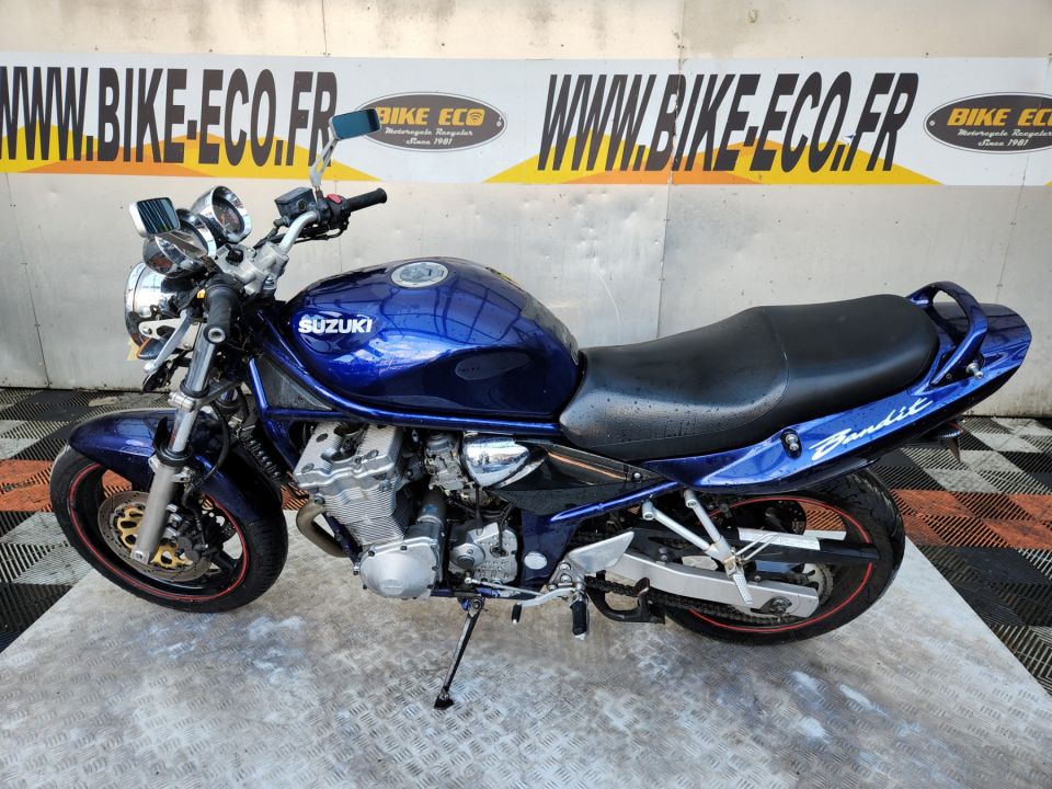SUZUKI GSF 600 BANDIT 4