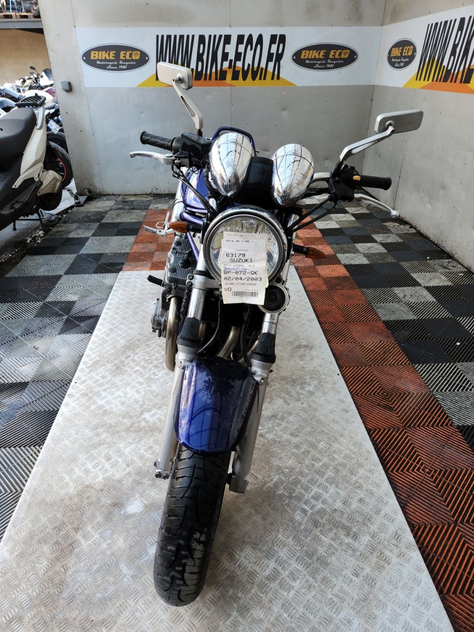 SUZUKI GSF 600 BANDIT 4