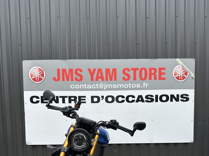 YAMAHA XSR 900 4