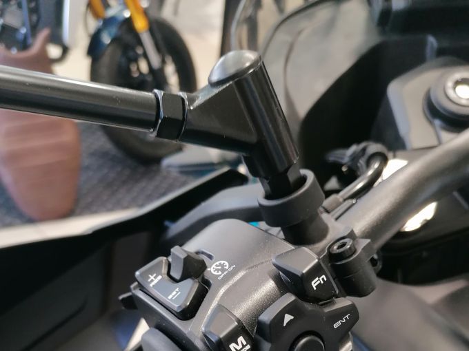 CF MOTO 800 MT 4