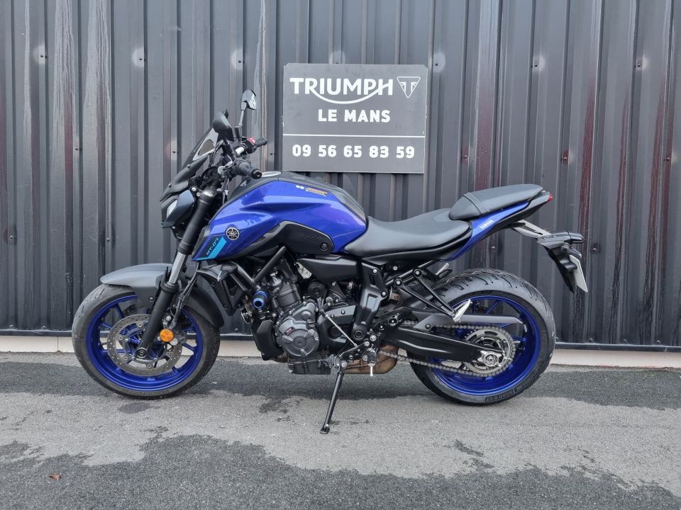 YAMAHA MT-07 (47.5CV) 4