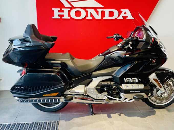 HONDA GoldWing Touring DCT Airbag 4