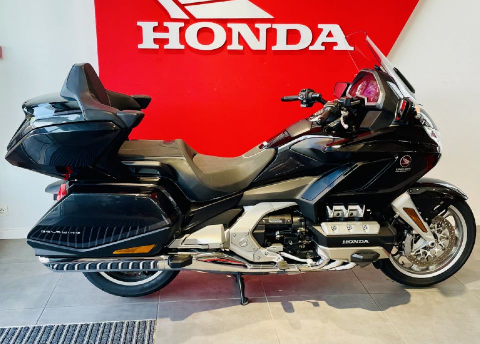 HONDA GoldWing Touring DCT Airbag 4