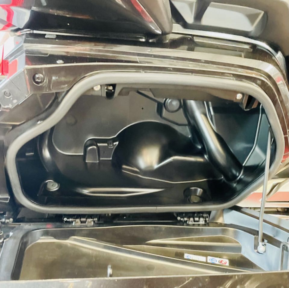 HONDA GoldWing Touring DCT Airbag 4