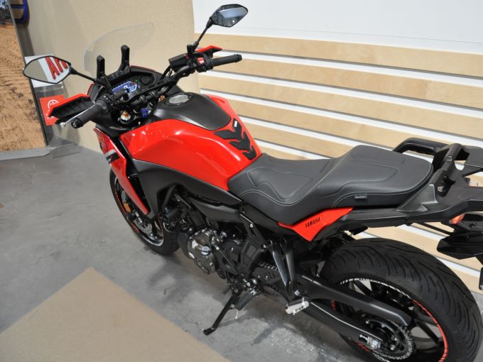 YAMAHA TRACER 7 4