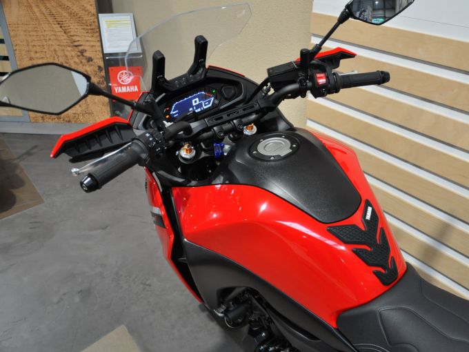 YAMAHA TRACER 7 4