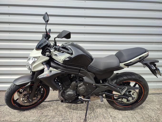 KAWASAKI ER-6 4