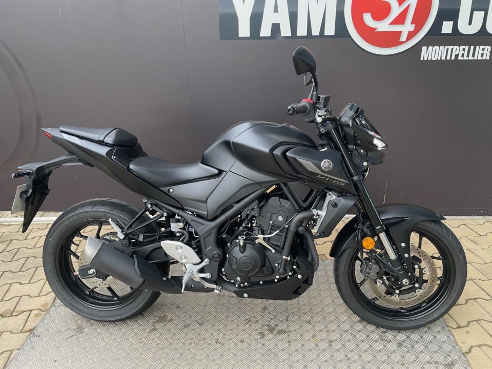 YAMAHA MT-03 300 4