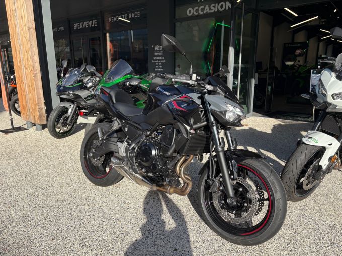 KAWASAKI Z 650 (47.5CV) 4