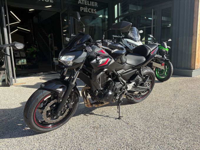KAWASAKI Z 650 (47.5CV) 4